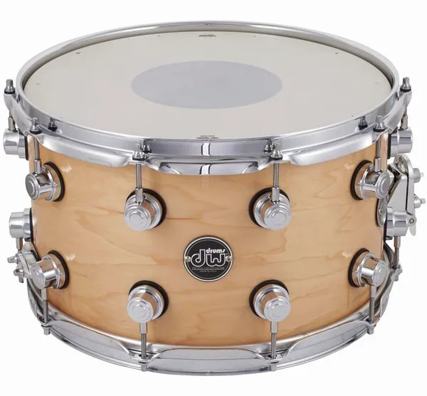 DW 14"x08" Performance Maple framifrån